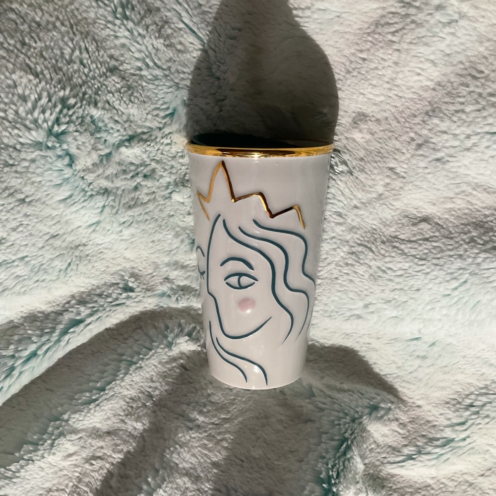 Starbucks mermaid on the go cup